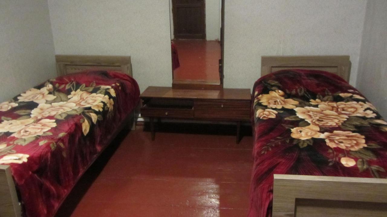 Guest House Adelina Mestia Buitenkant foto